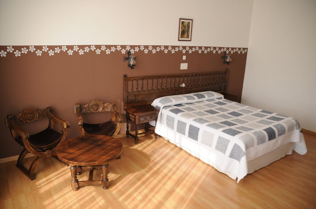 Hotel Eumesa Pontedeume Chambre photo